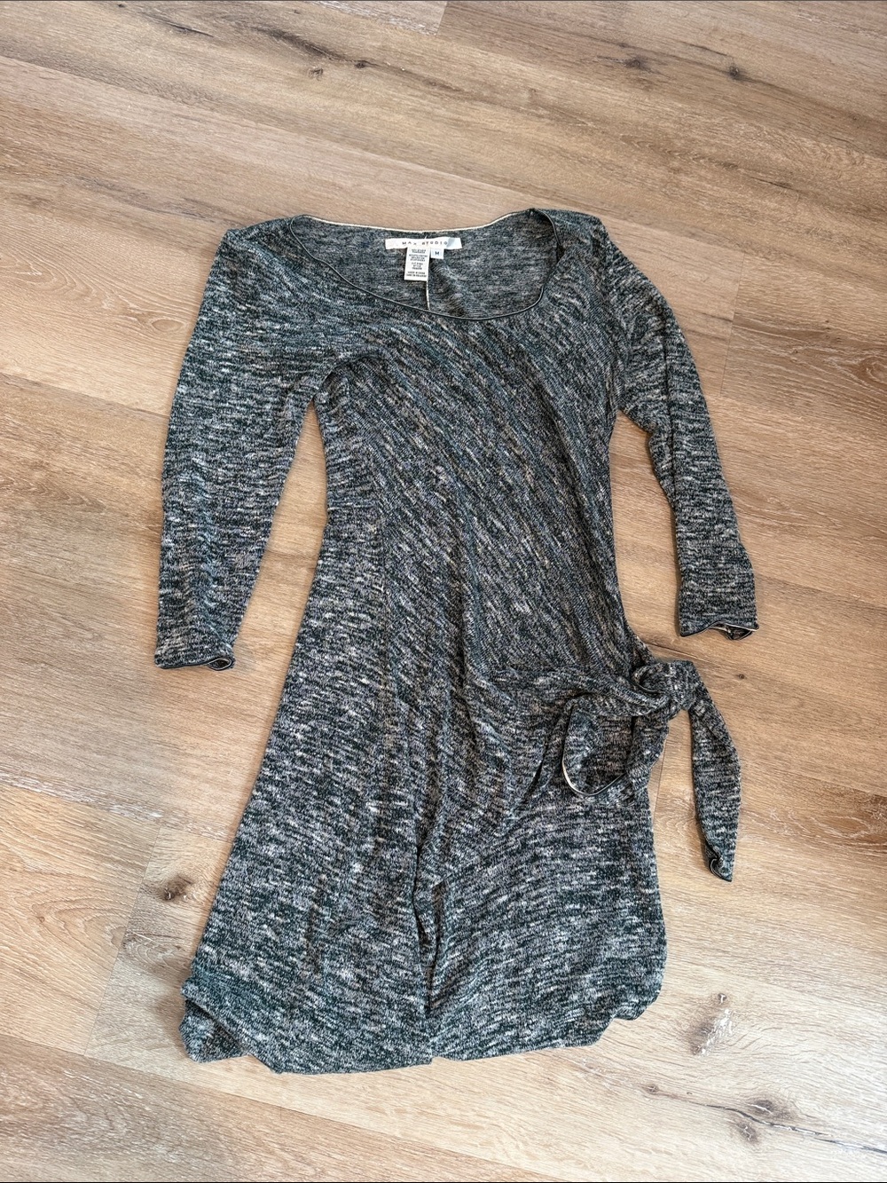 Max Studio Green Heathered Long-Sleeve Wrap-Tie Dress